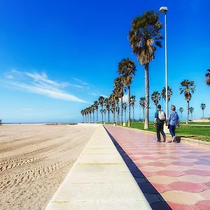 https://precioso-piso-en-roquetas-de-mar.es-andalucia.com