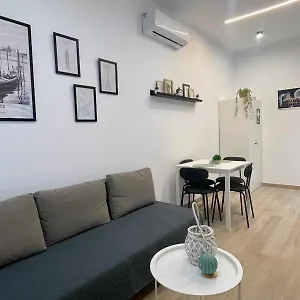 https://apartamento-los-mellizos.1costadelsol.com